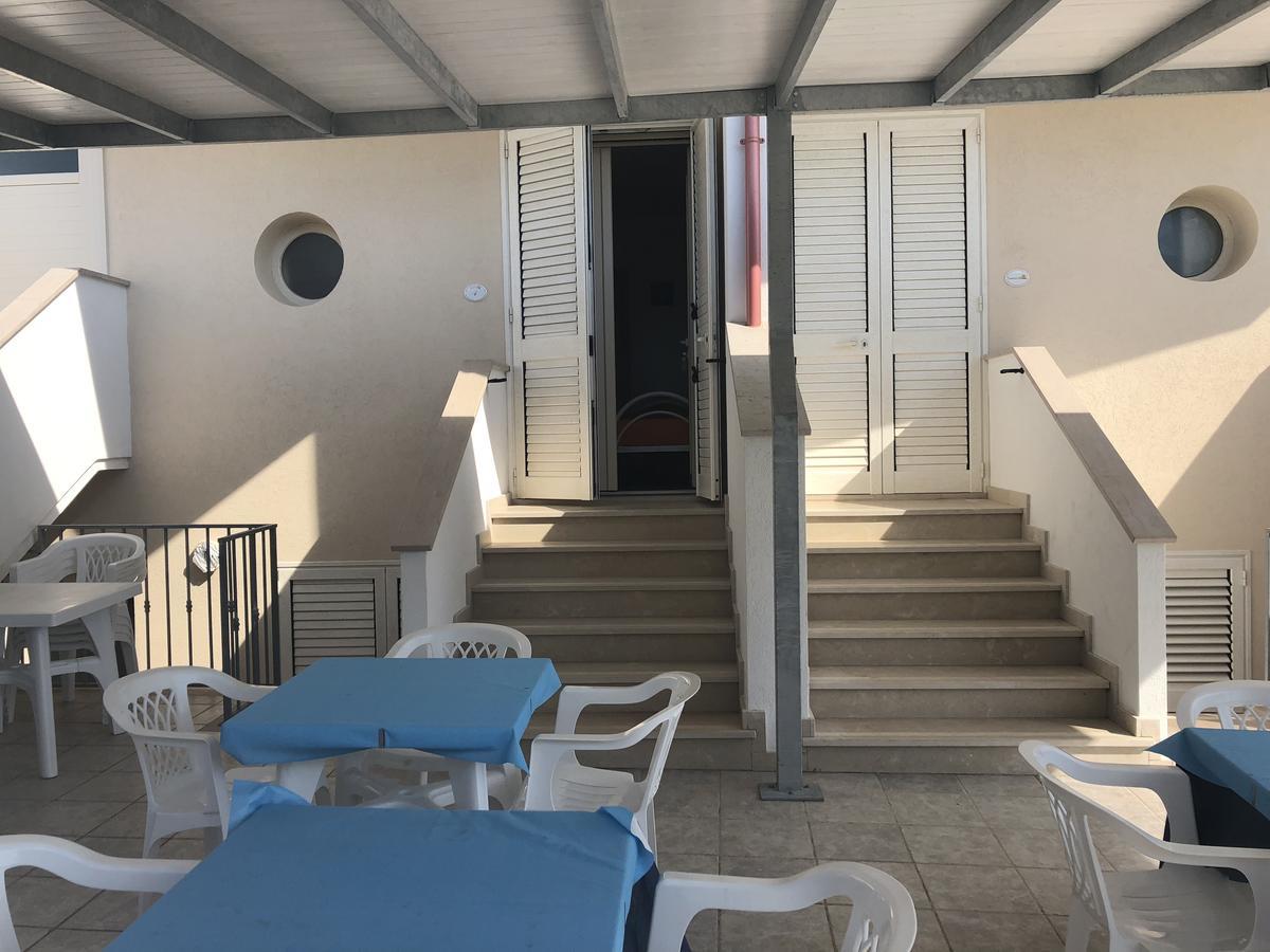 B&B Tramonti Del Sud Lecce Exterior foto
